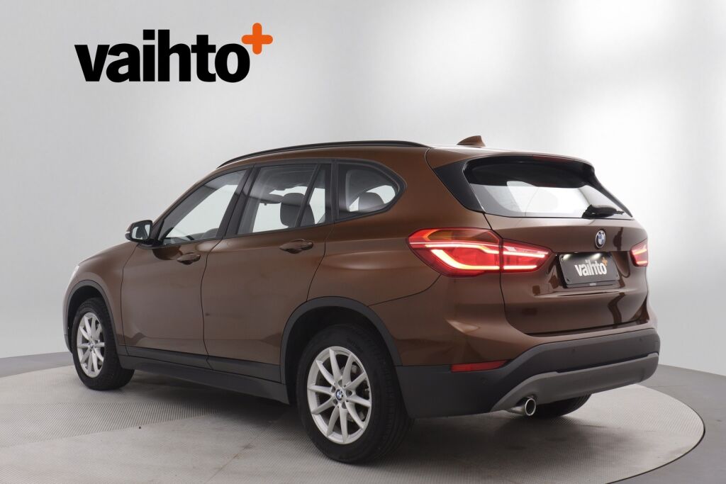 BMW X1 2016 F48 sDrive18d A Business / Suomiauto / Metalliväri / Lohko- ja sisätilanlämmitin / Peruutustutka