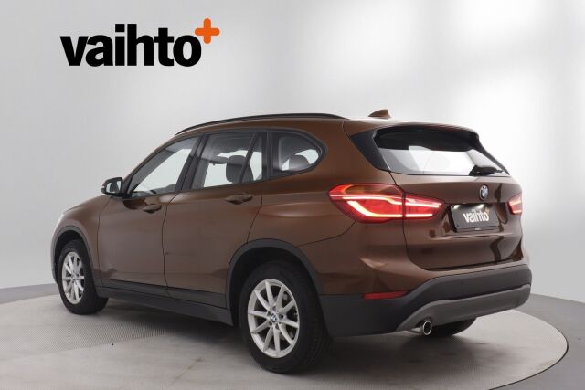 BMW X1 2016 F48 sDrive18d A Business / Suomiauto / Metalliväri / Lohko- ja sisätilanlämmitin / Peruutustutka
