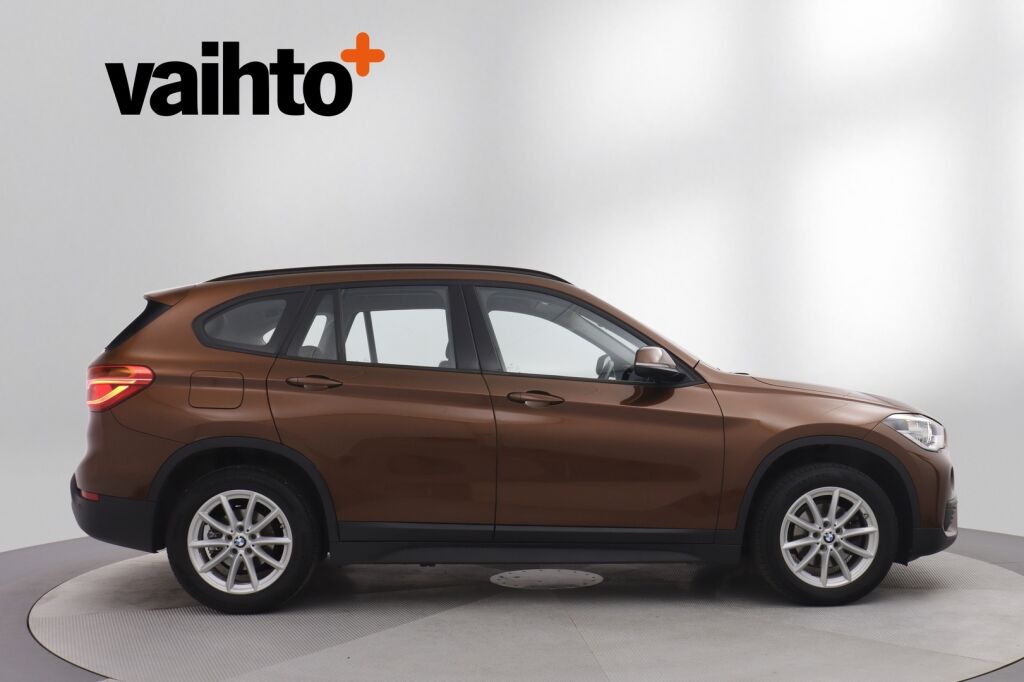 BMW X1 2016 F48 sDrive18d A Business / Suomiauto / Metalliväri / Lohko- ja sisätilanlämmitin / Peruutustutka