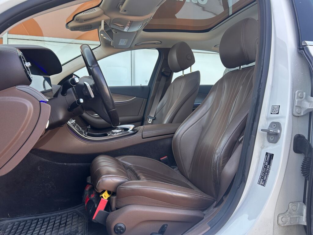 Mercedes-Benz E 2017 220 d A Premium Business / 1-om. Suomiauto / HUD / Distronic / Panorama / Widescreen / Nappanahat