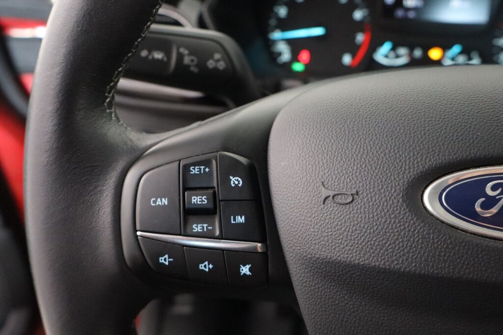 Ford Fiesta 2018 1,0 EcoBoost 100hv M6 Titanium 5-ovinen / Suomiauto / Lohkolämmitin+Sp / B&O / Lämpölasi / Navi / Android Auto / Vakkari