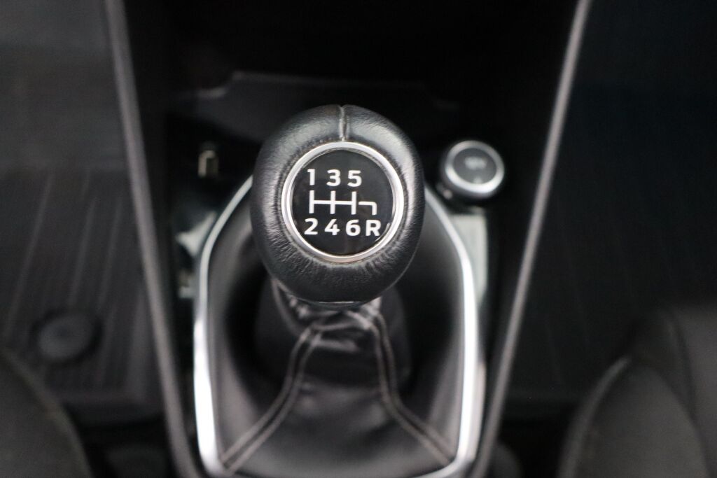 Ford Fiesta 2018 1,0 EcoBoost 100hv M6 Titanium 5-ovinen / Suomiauto / Lohkolämmitin+Sp / B&O / Lämpölasi / Navi / Android Auto / Vakkari