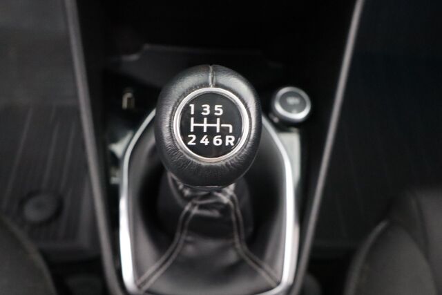 Ford Fiesta 2018 1,0 EcoBoost 100hv M6 Titanium 5-ovinen / Suomiauto / Lohkolämmitin+Sp / B&O / Lämpölasi / Navi / Android Auto / Vakkari