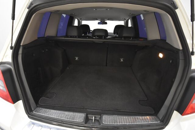 Mercedes-Benz GLK 2010 220 CDI BE 4Matic A Business /Sport-paketti/ Osanahkat/ Xenonit