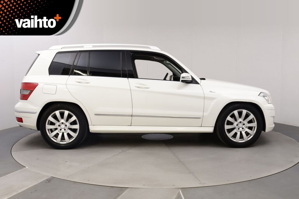 Mercedes-Benz GLK 2010 220 CDI BE 4Matic A Business /Sport-paketti/ Osanahkat/ Xenonit