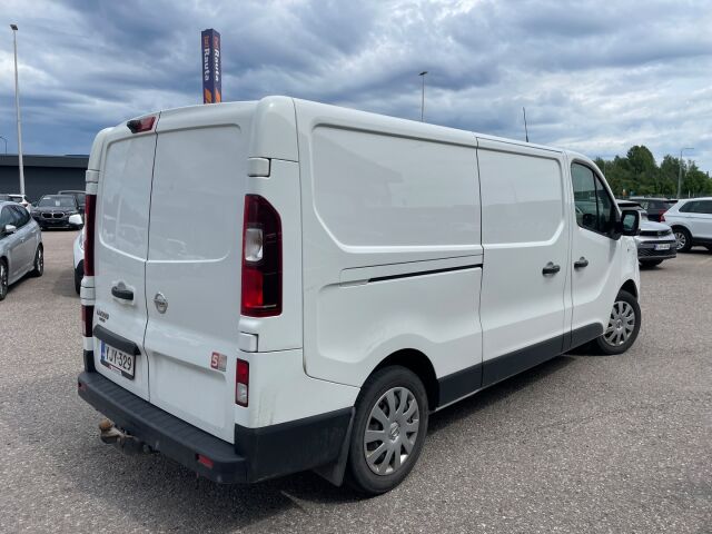 Nissan NV300 2018 Van 1,6 dCi 125 6 M/T L2H1 1.2t FWD Comfort Blind FD Blind SSD Tech Pack / Webasto / Koukku / P.kamera / Pariovet /