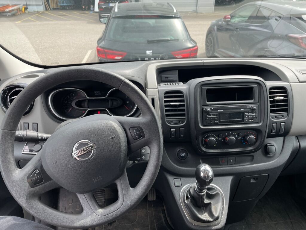 Nissan NV300 2018 Van 1,6 dCi 125 6 M/T L2H1 1.2t FWD Comfort Blind FD Blind SSD Tech Pack / Webasto / Koukku / P.kamera / Pariovet /
