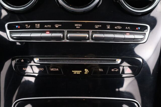 Mercedes-Benz GLC 2018 350 e 4Matic A Premium Business / Ajoavustinpaketti / Sähk.koukku / Navi /