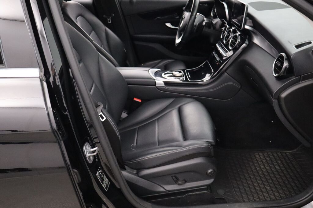 Mercedes-Benz GLC 2018 350 e 4Matic A Premium Business / Ajoavustinpaketti / Sähk.koukku / Navi /