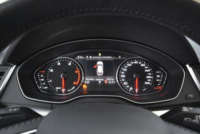 Audi Q5 2018 Business Sport 2,0 TDI 140 kW quattro S tronic / Webasto / Acc / Kamera / Bang Olufsen / Koukku / Keyless / Bliss / Matrix