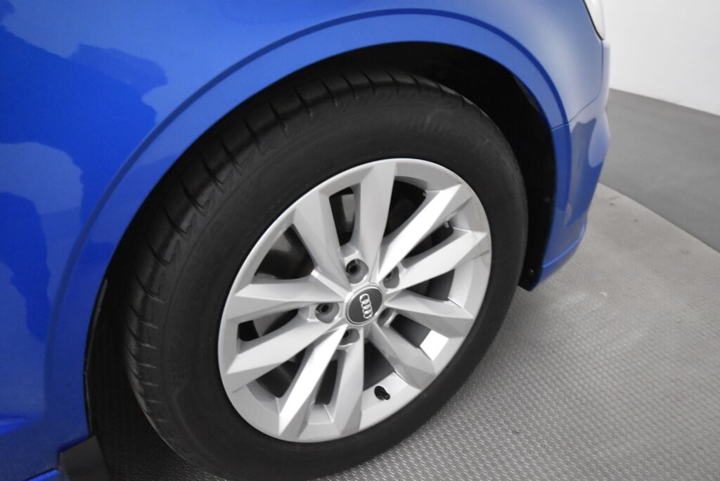 Audi A3 2018 Sedan Pro Business Sport Edition 1,5 TFSI COD 110 kW S tronic / Jakopää tehty 99tkm / Acc / LED valot / Suomi-auto