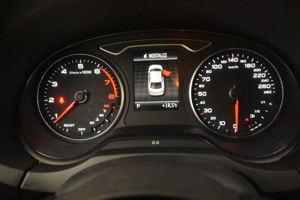 Audi A3 2018 Sedan Pro Business Sport Edition 1,5 TFSI COD 110 kW S tronic / Jakopää tehty 99tkm / Acc / LED valot / Suomi-auto