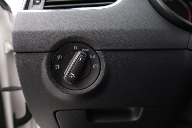 Skoda Octavia 2018 2,0 TSI RS / Suomiauto / ACC / Webasto / BLIS / P.kamera / Apple Carplay / Winter paketti / Lämpölasi / Lämpöratti