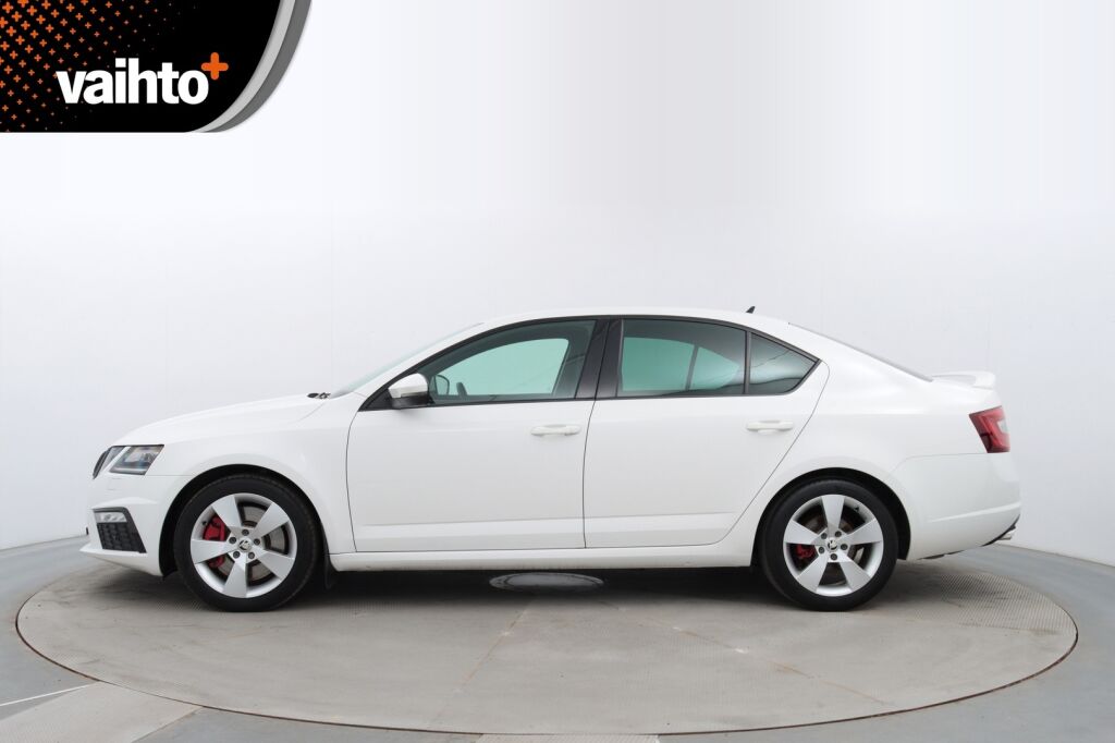 Skoda Octavia 2018 2,0 TSI RS / Suomiauto / ACC / Webasto / BLIS / P.kamera / Apple Carplay / Winter paketti / Lämpölasi / Lämpöratti