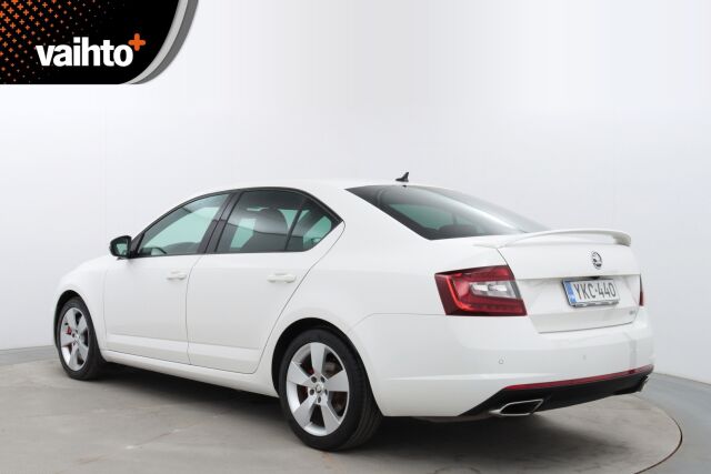 Skoda Octavia 2018 2,0 TSI RS / Suomiauto / ACC / Webasto / BLIS / P.kamera / Apple Carplay / Winter paketti / Lämpölasi / Lämpöratti