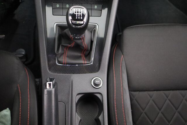 Skoda Octavia 2018 2,0 TSI RS / Suomiauto / ACC / Webasto / BLIS / P.kamera / Apple Carplay / Winter paketti / Lämpölasi / Lämpöratti
