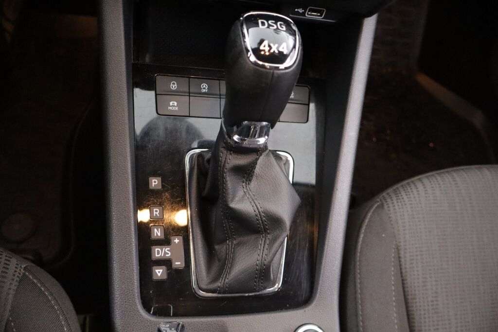 Skoda Octavia 2019 2,0 TDI 184 4x4 Style DSG Autom. / Adapt. vakkari / Webasto / Vetokoukku / - RAHOITUS TÄHÄN AUTOON VAIN 3.99% - 