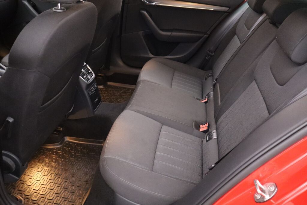 Skoda Octavia 2019 2,0 TDI 184 4x4 Style DSG Autom. / Adapt. vakkari / Webasto / Vetokoukku / - RAHOITUS TÄHÄN AUTOON VAIN 3.99% - 