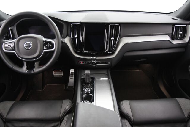 Volvo XC60 2022 T8 AWD Long Range High Performance R-Design Edition aut / Webasto / ACC / Nahat /  Suomi-auto / Yksi omistaja / - RAHOITUS TÄHÄN AUTOON VAIN 3.99% - 