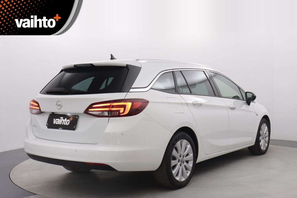 Opel Astra 2022 Sports Tourer Classic Innovation 145 Turbo A / Navi / Kamera / Apple CarPlay / Matrix-Ledit / Ratinlämmitin - RAHOITUS TÄHÄN AUTOON VAIN 3.99% - 