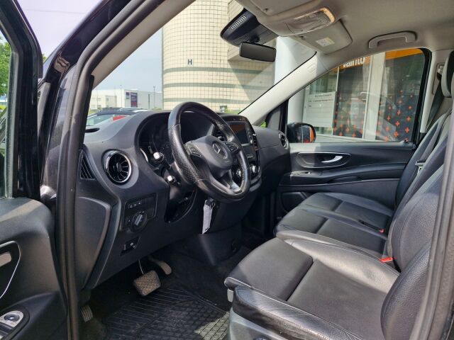 Mercedes-Benz Vito 2022 116CDI 4x4 KB pitkä A3 A Tourer / ILS / Webasto / Kamera / ALV / Nahkasisusta / Acc / Suomi-auto / 9-Paikkaa