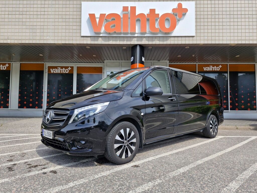 Mercedes-Benz Vito 2022 116CDI 4x4 KB pitkä A3 A Tourer / ILS / Webasto / Kamera / ALV / Nahkasisusta / Acc / Suomi-auto / 9-Paikkaa