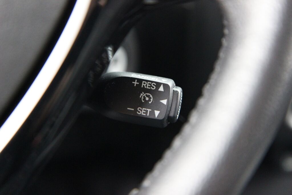 Toyota AYGO 2022 1.0 VVT-i x-play Online Edition 5ov / Kamera / Huoltokirja /