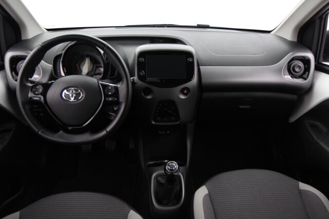 Toyota AYGO 2022 1.0 VVT-i x-play Online Edition 5ov / Kamera / Huoltokirja /