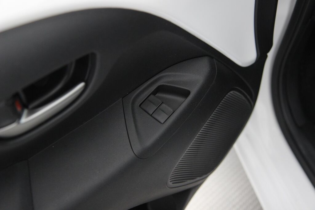 Toyota AYGO 2022 1.0 VVT-i x-play Online Edition 5ov / Kamera / Huoltokirja /