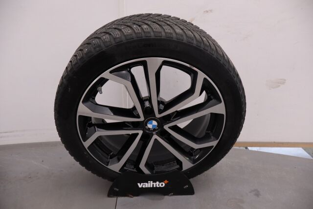 BMW 320 2022 G21 Touring 320e xDrive A Charged Edition / Navi / Koukku / Keyless Go / Led