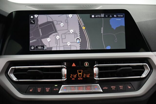 BMW 320 2022 G21 Touring 320e xDrive A Charged Edition / Navi / Koukku / Keyless Go / Led