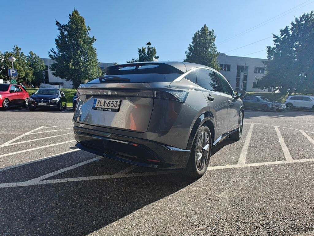 Nissan Ariya 2023 63kWh Advance 2WD 22kw charger / Lämpöpumppu / ACC / 360 Kamerat / Lämmitettävä tuulilasi / Led-ajovalot