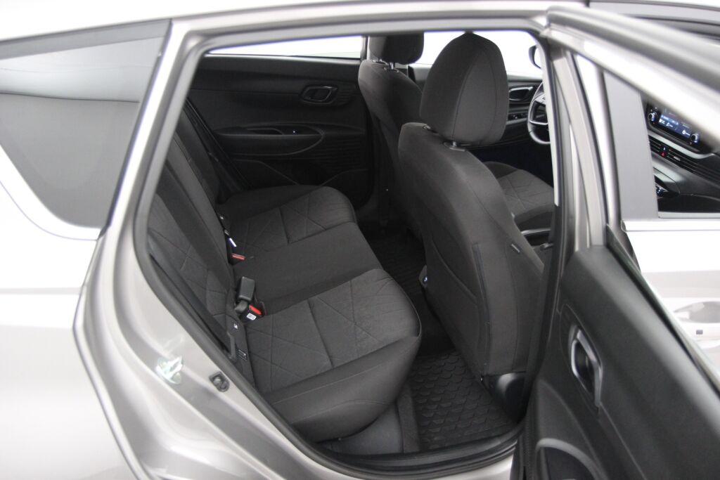 Hyundai Bayon 2023 1.0 T-GDi 120 hv 48V Hybrid 7DCT-aut. Style / Kamera / Aut.ilmastointi /
