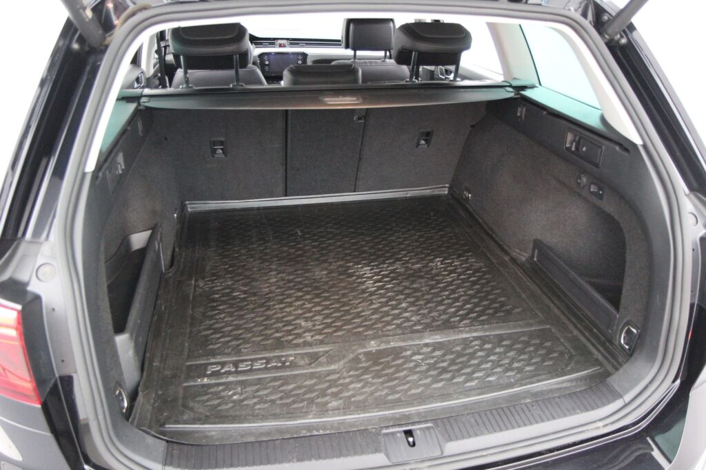 Volkswagen Passat 2023 Variant Alltrack 2,0 TDI SCR 147 kW 4MOTION DSG-aut. / Muistipenkki / Keyless / Webasto / Vetokoukku