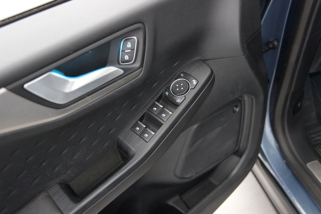 Ford Kuga 2020 2,0 EcoBlue 190hv A8 AWD Titanium X Launch Edition 5-ovinen / 1 omistaja / Webasto / Adaptiivinen vakkari / Erinomainen huoltohistoria /