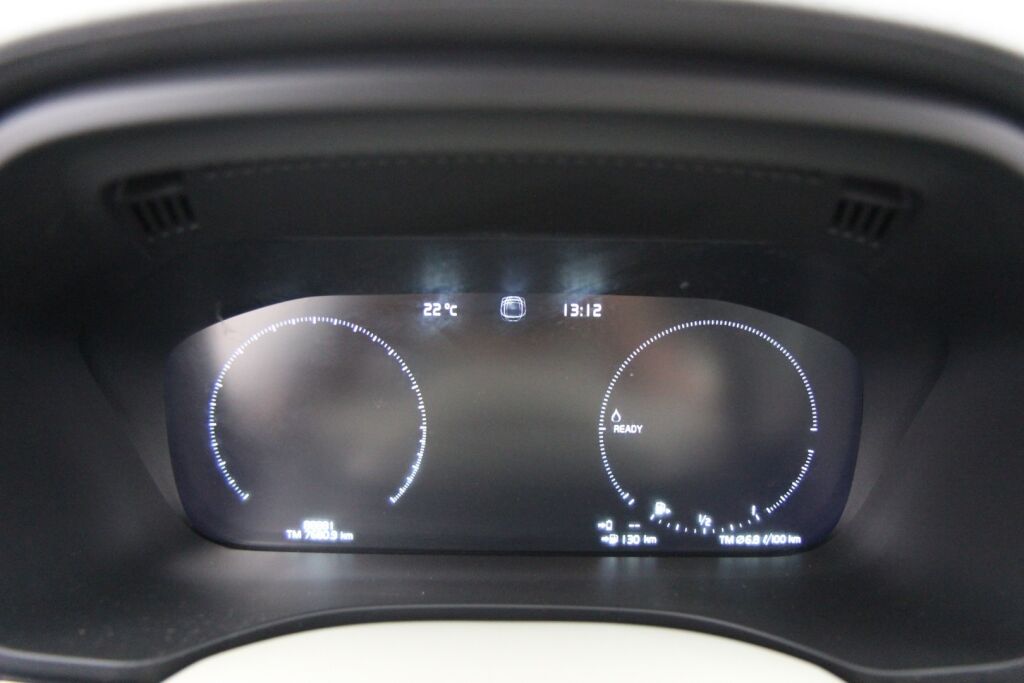 Volvo XC60 2021 T6 TwE AWD Business Inscription aut. / 1-omisteinen / Panorama / Nahat muistilla / Blis / Koukku / Adapt. vakkari
