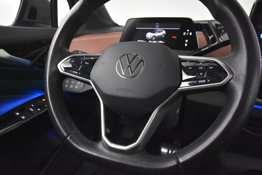 Volkswagen ID.4 2021 Pro Performance Max 150 kW, akku 77 kWh / HUD / ACC / iQ Light / Panoraama / Hieronnat etuistuimissa