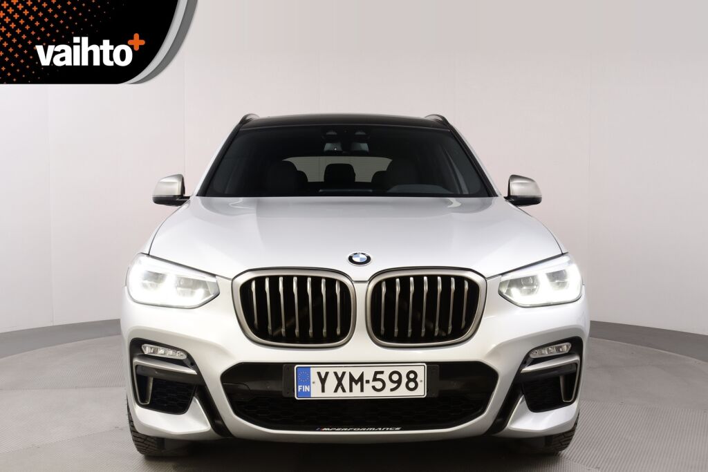 BMW X3 2018 G01 xDrive M40i A M Performance / Panoraama / Vetokoukku / Webasto / Led-ajovalot / Display Key