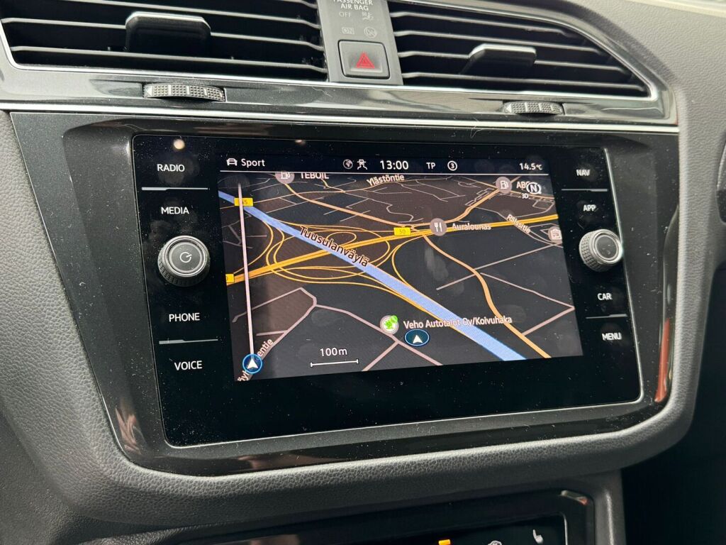 Volkswagen Tiguan 2022 R-Line 2,0 TDI SCR 110 kW 4MOTION DSG-automaatti / Suomiauto / Webasto / Vetokoukku / iQ-light / Digimittaristo