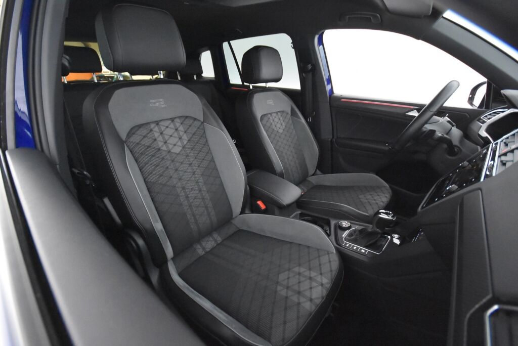 Volkswagen Tiguan 2022 R-Line 2,0 TDI SCR 110 kW 4MOTION DSG-automaatti / Suomiauto / Webasto / Vetokoukku / iQ-light / Digimittaristo
