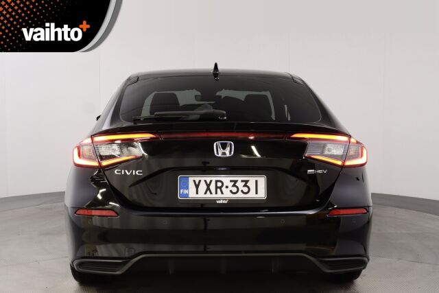Honda Civic 2023 Hybrid Sport 135kw / Navi / ACC / Kaistavahti / Kamera / 2 x 18" vanteet / LED / Avaimeton käyttö / - RAHOITUS TÄHÄN AUTOON VAIN 3.99% - 