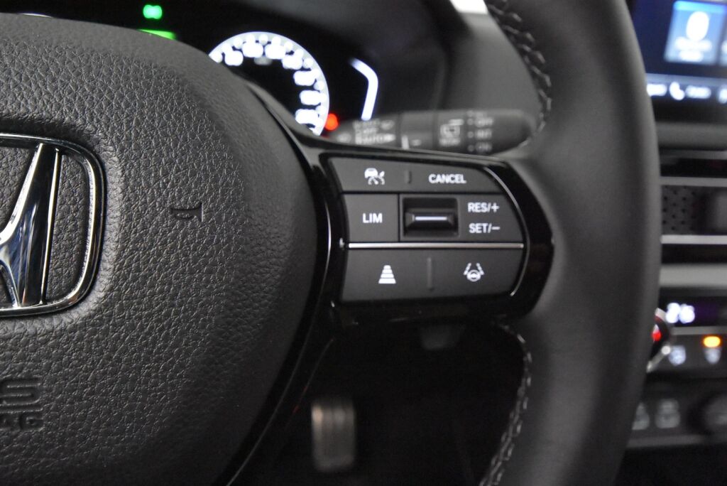 Honda Civic 2023 Hybrid Sport 135kw / Navi / ACC / Kaistavahti / Kamera / 2 x 18" vanteet / LED / Avaimeton käyttö / - RAHOITUS TÄHÄN AUTOON VAIN 3.99% - 