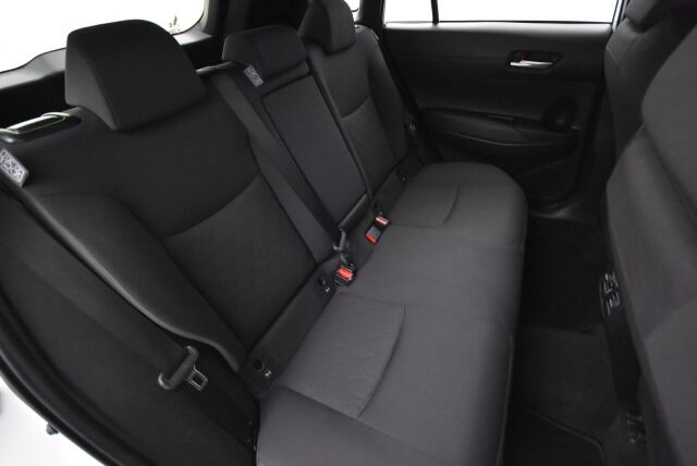 Toyota Corolla Cross 2023 2.0 Hybrid Active / Tehdastakuu / Suomiauto / 1-Omistaja / Alv-väh.kelp./ Adapt.vakkari / P-kamera /