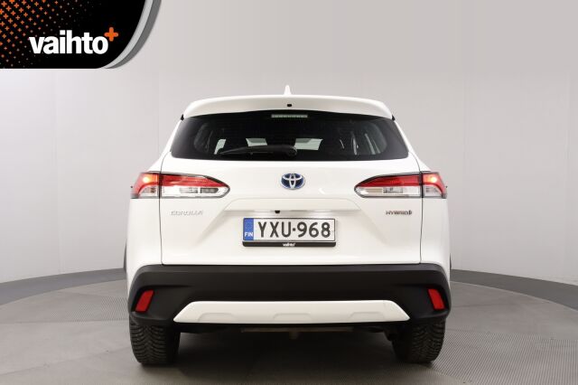 Toyota Corolla Cross 2023 2.0 Hybrid Active / Tehdastakuu / Suomiauto / 1-Omistaja / Alv-väh.kelp./ Adapt.vakkari / P-kamera /