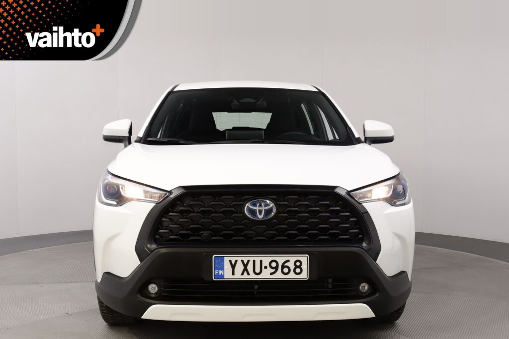 Toyota Corolla Cross 2023 2.0 Hybrid Active / Tehdastakuu / Suomiauto / 1-Omistaja / Alv-väh.kelp./ Adapt.vakkari / P-kamera /