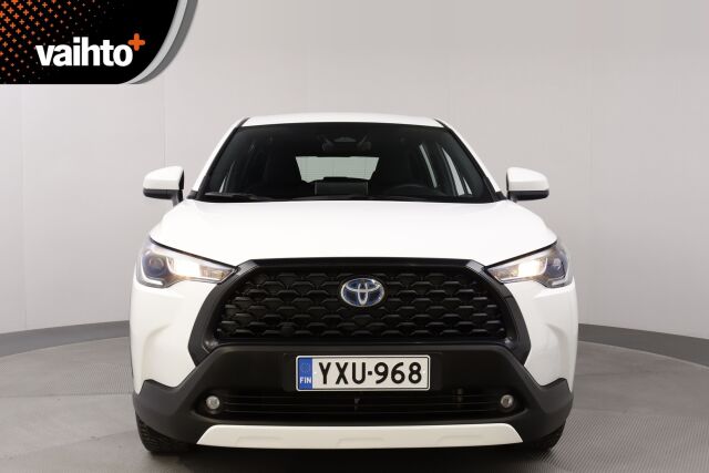 Toyota Corolla Cross 2023 2.0 Hybrid Active / Tehdastakuu / Suomiauto / 1-Omistaja / Alv-väh.kelp./ Adapt.vakkari / P-kamera /