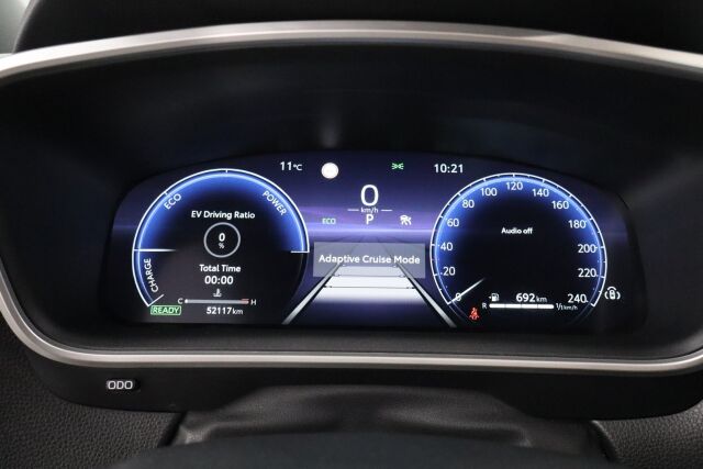 Toyota Corolla Cross 2023 2.0 Hybrid Active / Tehdastakuu / 1-Om. Suomiauto / ALV / Adapt. vakkari / P-Kamera / Navi / Ratinlämmitin / LEDit