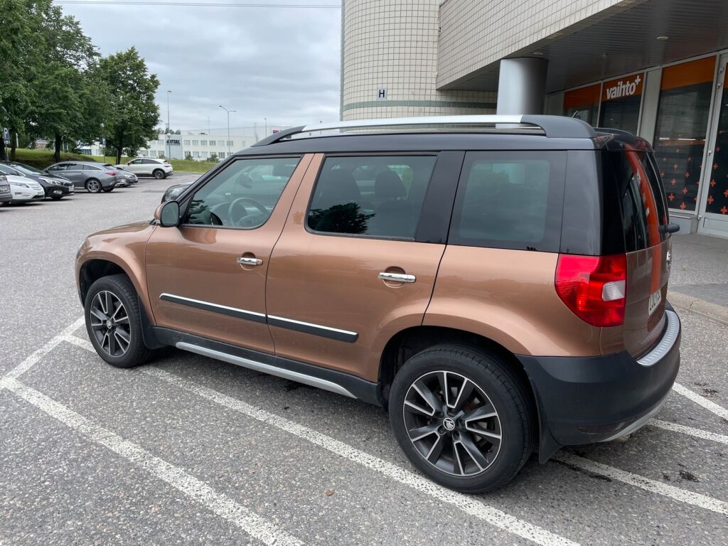 Skoda Yeti 2012 2,0 TDI 140 4x4 Experience DSG Autom. / Muistipenkki / Suomiauto / Vakkari