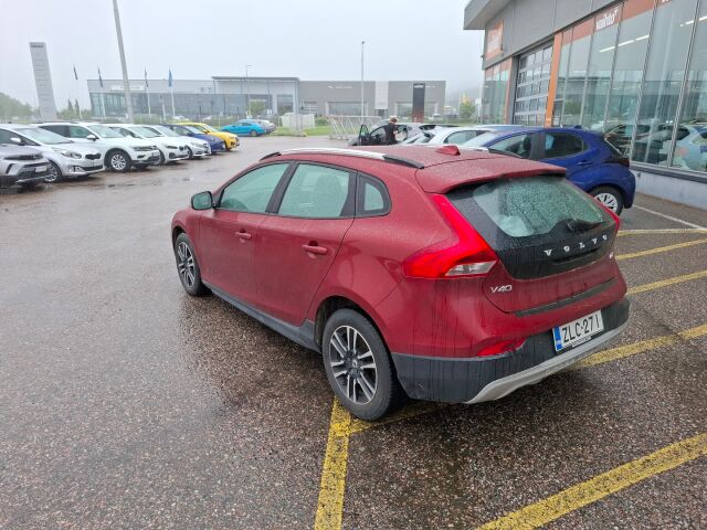 Volvo V40 Cross Country 2016 D2 Business aut/Navi/tutkat/Webasto/
