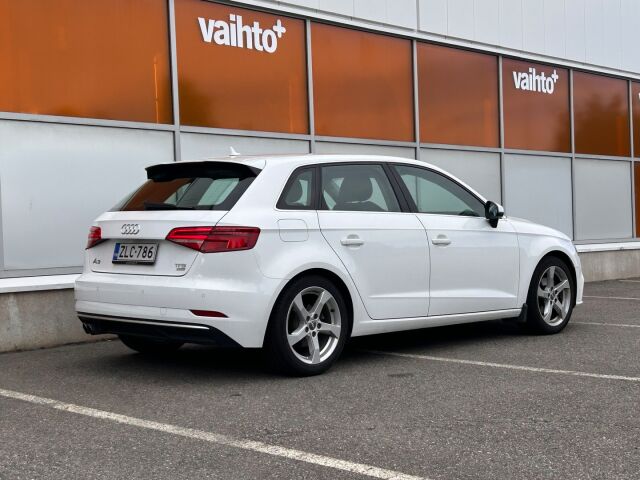 Audi A3 2017 Sportback First Edition Business Sport 1,4 TFSI COD 110 kW ultra S tronic / 2-om. Suomiauto / ACC / Keyless / Lohko + sisä / Jakopää tehty!